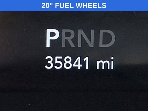 Used 2025 Jeep Wrangler Unlimited Rubicon image 17