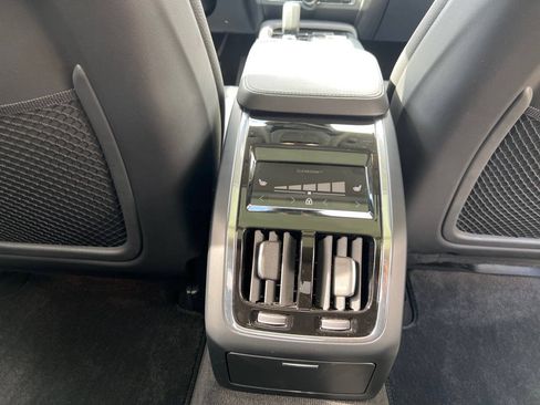 Used 2023 Volvo S90 B6 Plus AWD/4WD image 17