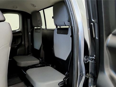 Used 2021 Toyota Tacoma SR5 image 19