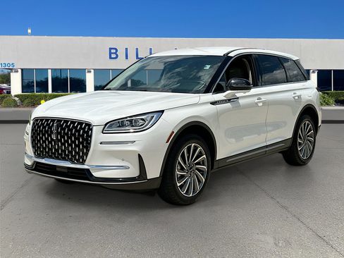 Used 2025 Lincoln Corsair Reserve FWD image 3