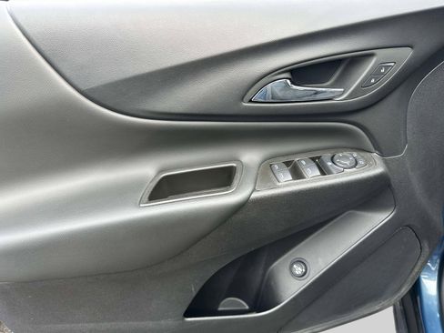 Used 2024 Chevrolet Equinox LT image 17
