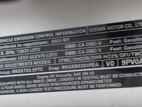 Used 2024 Nissan Pathfinder SL w/ SL Premium Package image 14