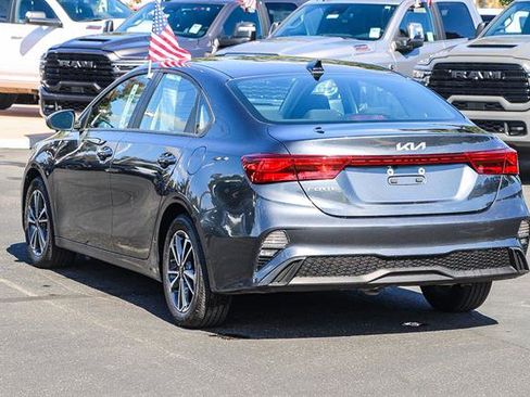 Used 2024 Kia Forte LXS image 2