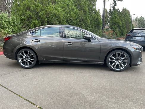 Used 2016 MAZDA MAZDA6 Grand Touring w/ GT Technology Package image 3