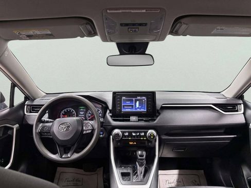 Used 2021 Toyota RAV4 XLE FWD image 23