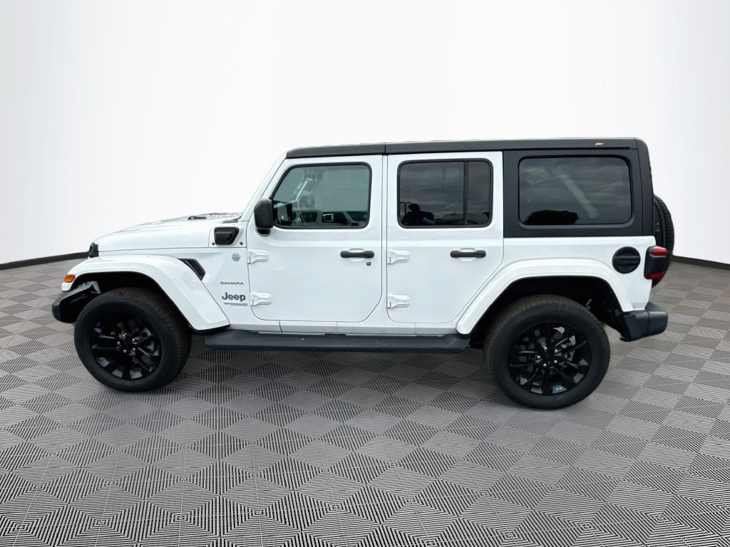 Certified 2022 Jeep Wrangler Unlimited Sahara w/ Cold Weather Group AWD/4WD image 9