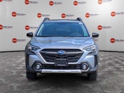 New 2025 Subaru Outback Limited image 2