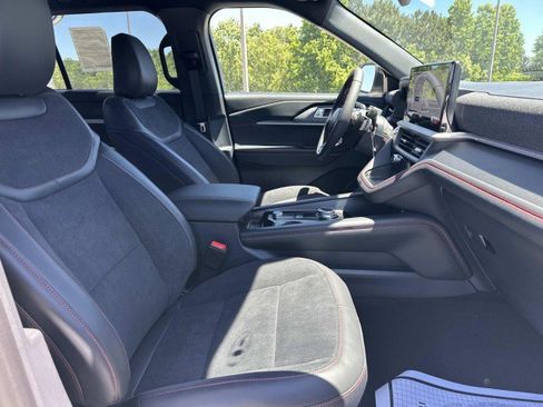 New 2026 Ford Explorer ST AWD/4WD image 13