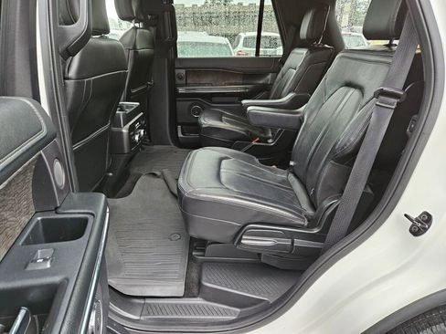 Used 2018 Ford Expedition Limited w/ Equipment Group 301A image 15