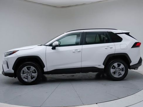 Used 2024 Toyota RAV4 XLE image 2
