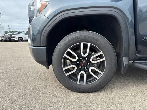 Used 2020 GMC Sierra 1500 AT4 w/ AT4 Premium Package AWD/4WD image 25