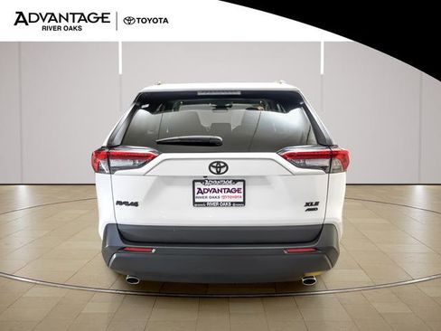 Used 2023 Toyota RAV4 XLE w/ Convenience Package AWD/4WD image 6