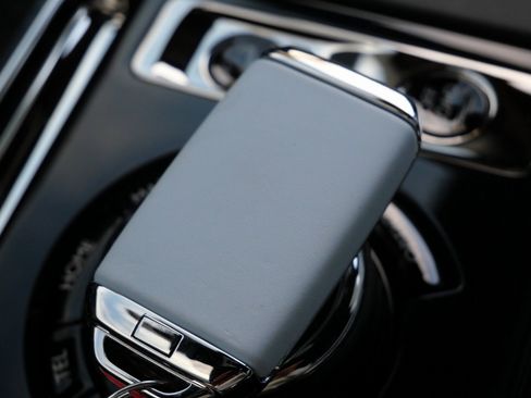 New 2026 Rolls-Royce Cullinan Black Badge image 15