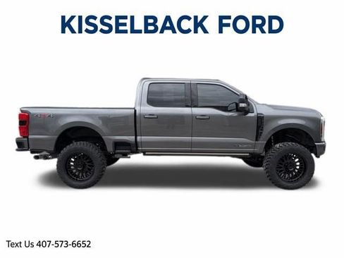 Used 2025 Ford F250 Platinum AWD/4WD image 4