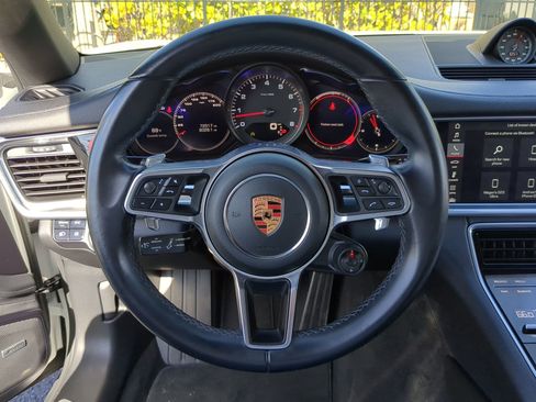 Used 2018 Porsche Panamera 4S w/ Premium Package Plus image 34