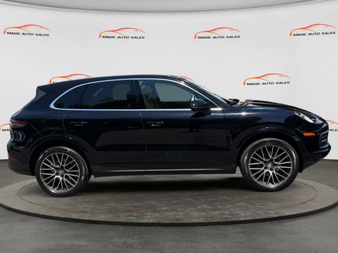 Used 2019 Porsche Cayenne AWD/4WD image 6