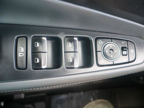 Used 2022 Hyundai Santa Fe Limited AWD/4WD image 22
