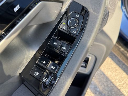 New 2026 BMW 530i xDrive w/ Executive Package image 14