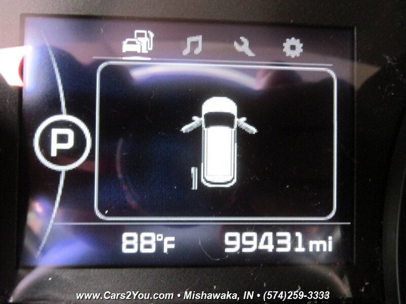 Used 2017 Kia Sedona LX w/ LX Essentials Premium Package FWD image 26