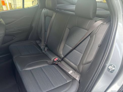 Used 2025 Buick Envista Preferred FWD image 31
