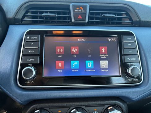 Used 2025 Nissan Versa SV FWD image 20