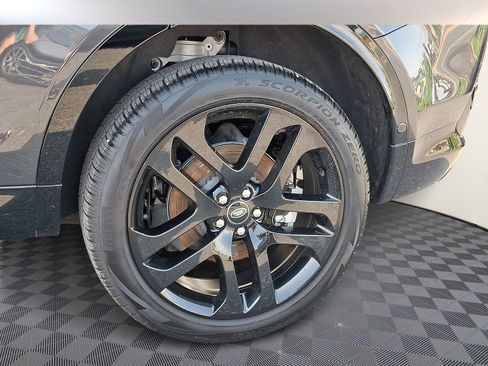 Used 2026 Land Rover Discovery Sport Landmark AWD/4WD image 2