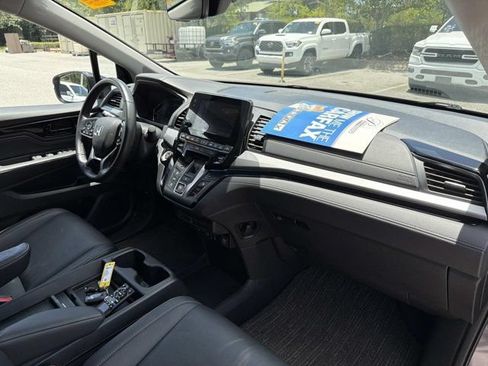 Used 2022 Honda Odyssey Touring image 17