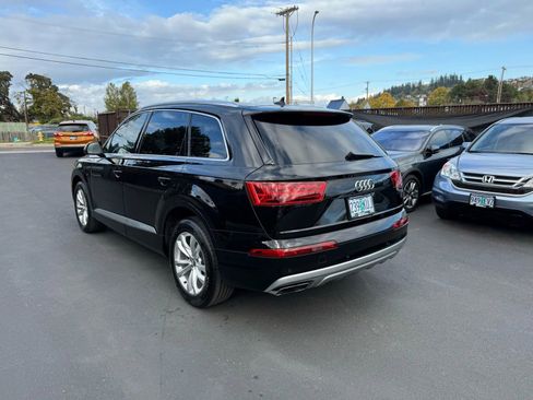 Used 2018 Audi Q7 3.0T Premium Plus image 7