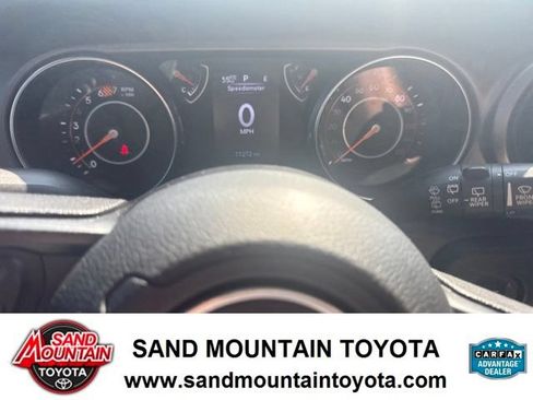 Used 2018 Jeep Wrangler Unlimited Sport AWD/4WD image 15