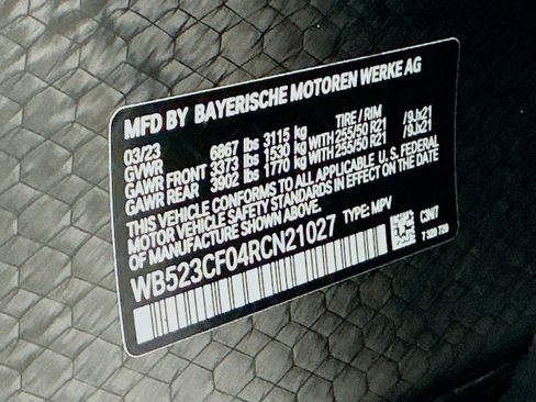 Used 2024 BMW iX xDrive50 w/ Premium Package AWD/4WD image 32
