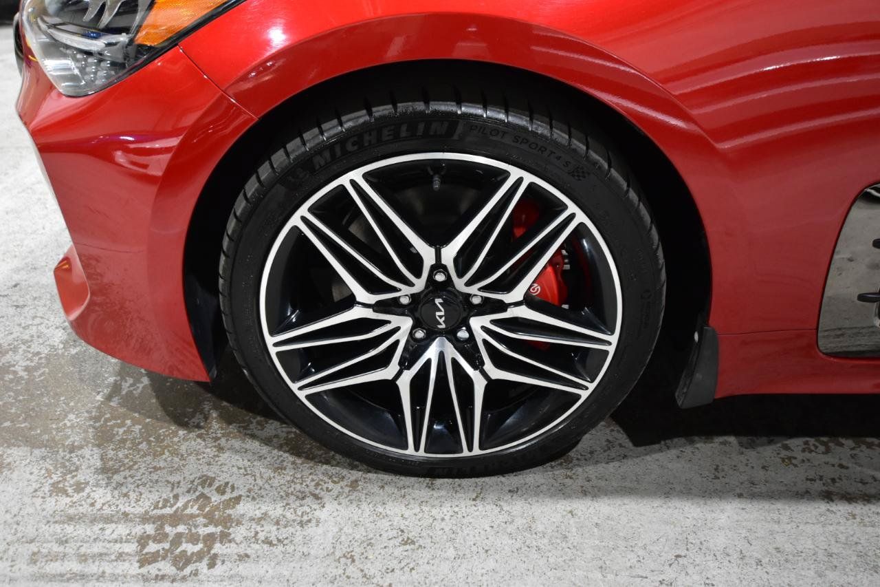 Used 2022 Kia Stinger GT1 AWD/4WD image 50