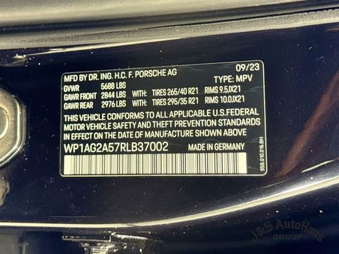 Used 2024 Porsche Macan S w/ Premium Plus Package AWD/4WD image 41