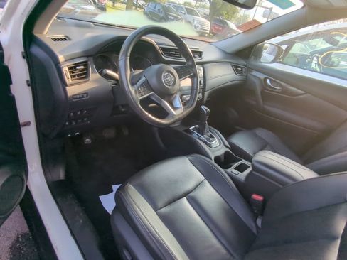 Used 2017 Nissan Rogue SL w/ SL Premium Package AWD/4WD image 7