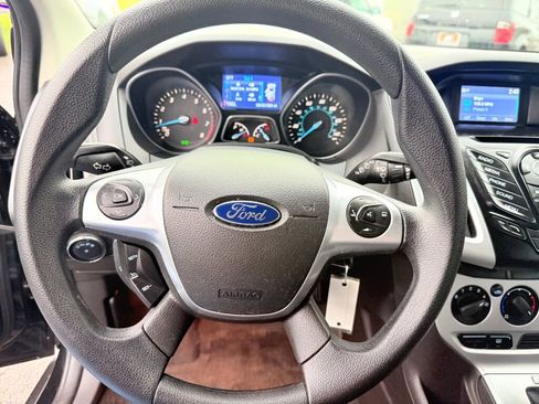 Used 2014 Ford Focus SE image 14