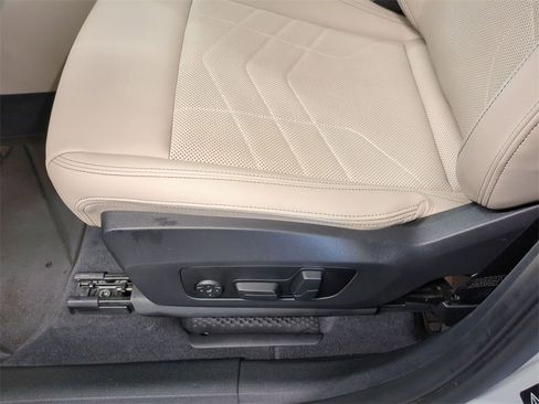 Certified 2025 BMW X1 xDrive28i w/ Technology Package image 13