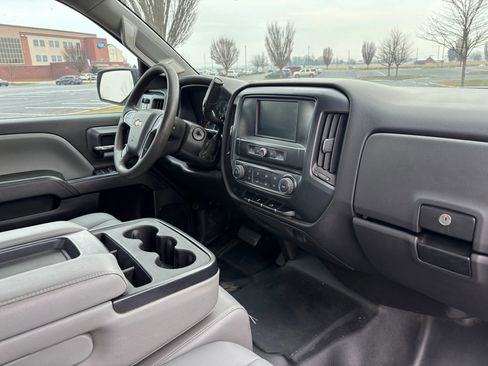 Used 2016 Chevrolet Silverado 2500 W/T image 24