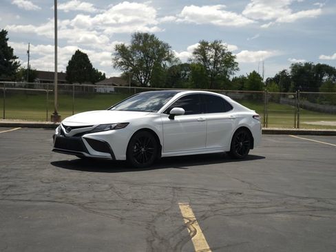 Used 2023 Toyota Camry XSE w/ Navigation Package FWD image 1