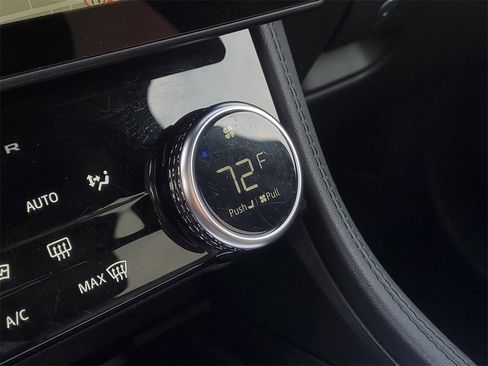 Used 2021 Jaguar F-PACE S image 24