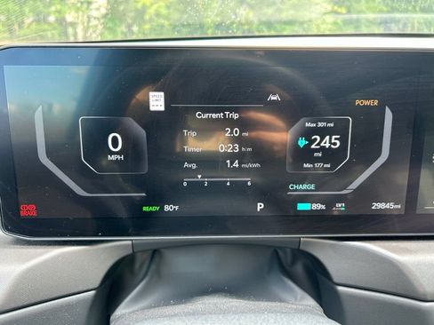 Used 2024 Kia EV9 Light Long Range RWD image 10