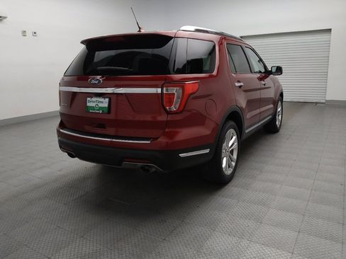 Used 2019 Ford Explorer Limited w/ Ford Safe & Smart Package FWD image 9
