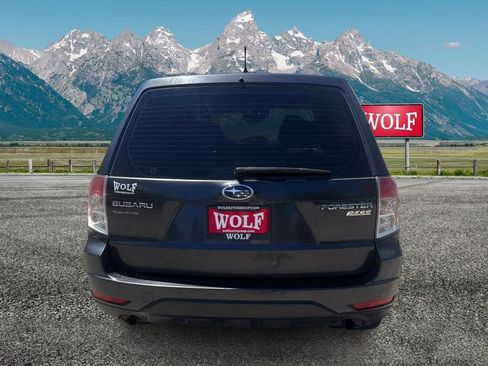 Used 2010 Subaru Forester 2.5X AWD/4WD image 6