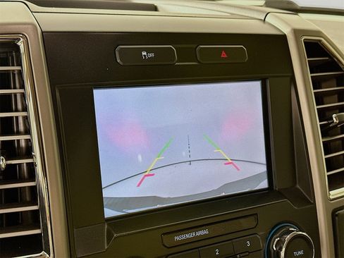 Used 2016 Ford F150 Lariat w/ Equipment Group 501A Mid image 15