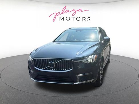 Used 2022 Volvo XC60 B5 Inscription w/ Advanced Package AWD/4WD image 3