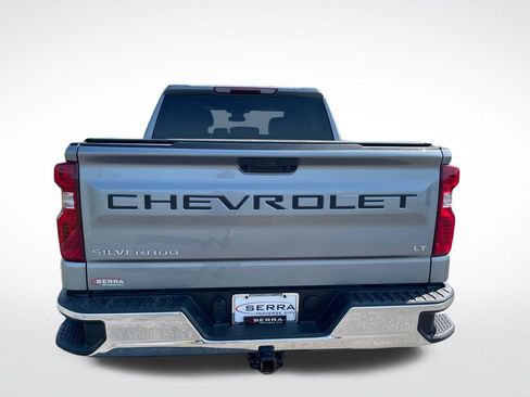 Used 2023 Chevrolet Silverado 1500 LT AWD/4WD image 4