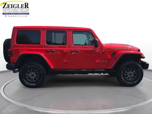Used 2023 Jeep Wrangler Unlimited Rubicon 392 w/ Trailer Tow Package AWD/4WD image 4