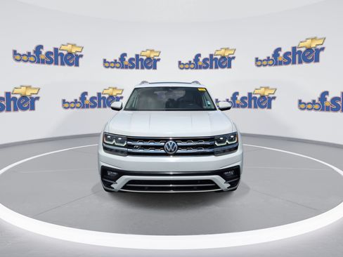 Used 2019 Volkswagen Atlas SEL R-Line AWD/4WD image 4