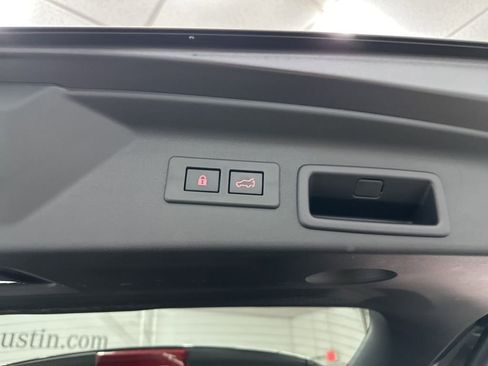 Used 2025 Subaru Forester Sport w/ Popular Package #1 image 21