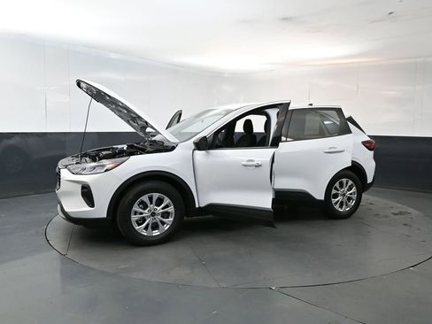 Used 2023 Ford Escape Active AWD/4WD image 27