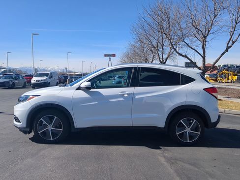 Used 2022 Honda HR-V EX-L image 10