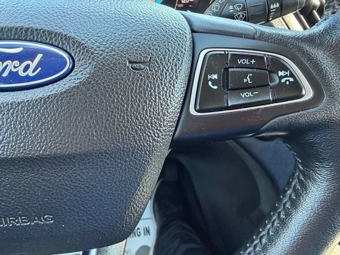 Used 2019 Ford Escape SEL w/ Ford Safe & Smart Package AWD/4WD image 5